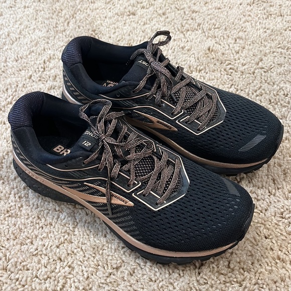 Brooks Ghost 12 Running Shoe - Picture 2 of 4